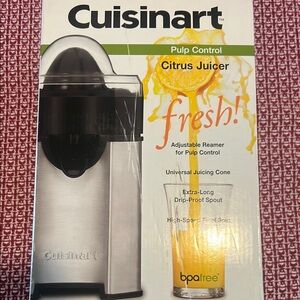 Cuisinart Silver and Black Citrus Juicer